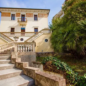 alla-villa-liberty-bed-breakfast.hotelinveneto.com/