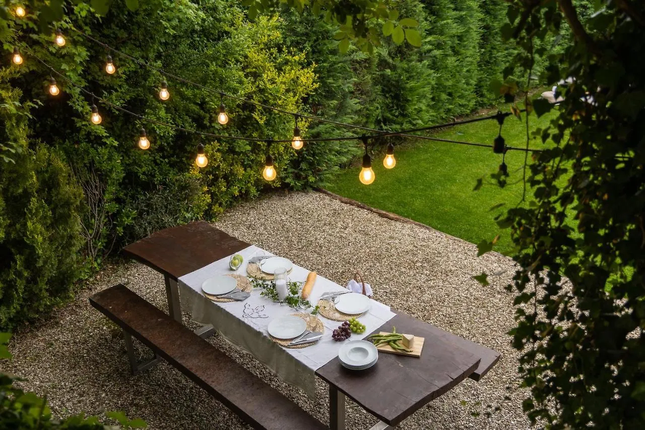 Dormiveglia B&B Monte San Savino 3*,  Italy