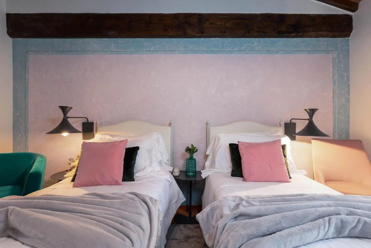Dormiveglia B&B Monte San Savino 3*,  Italy